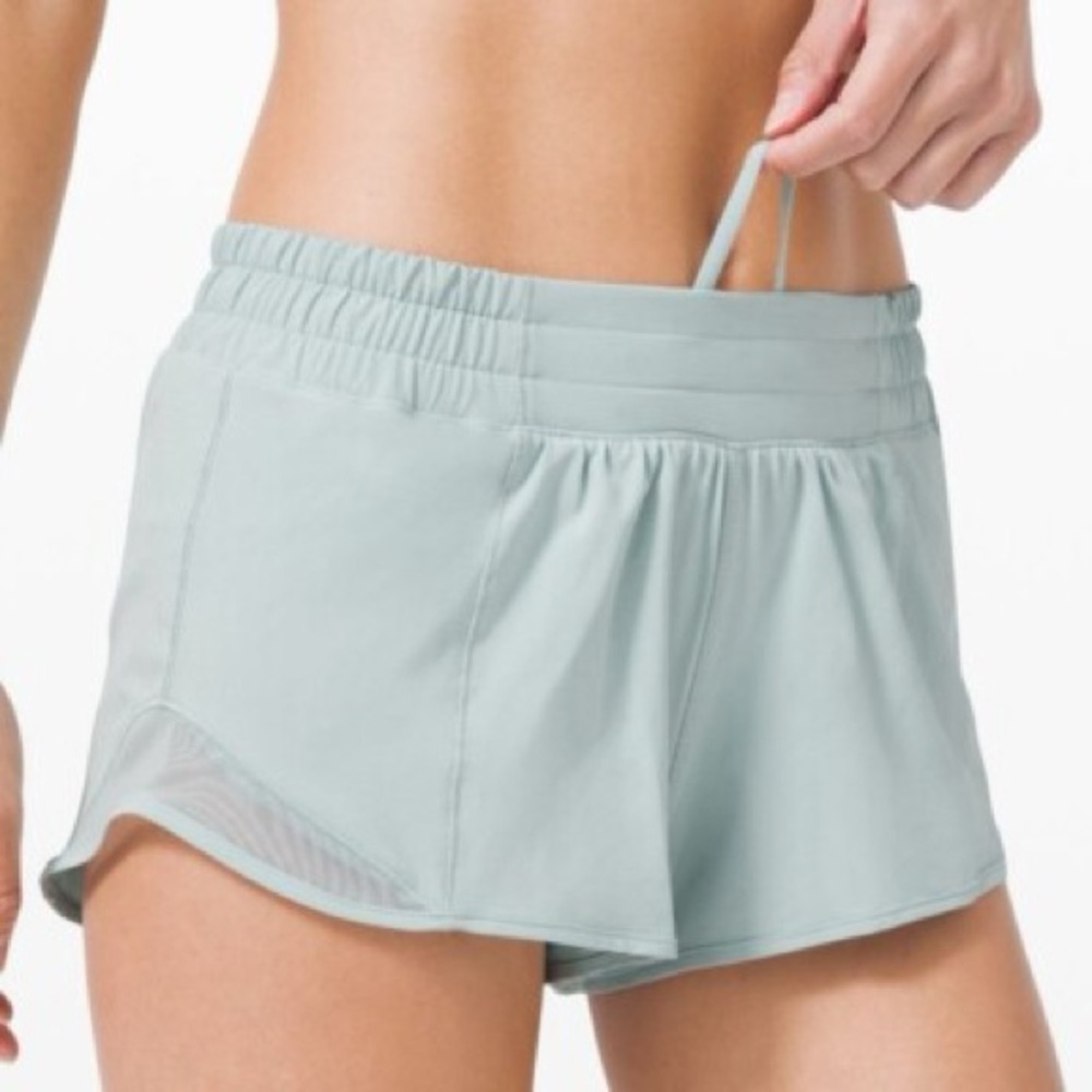 Lululemon Athletica Women's Athletic Shorts in Light Gray